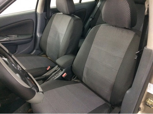 Авточехлы на Nissan Almera N16